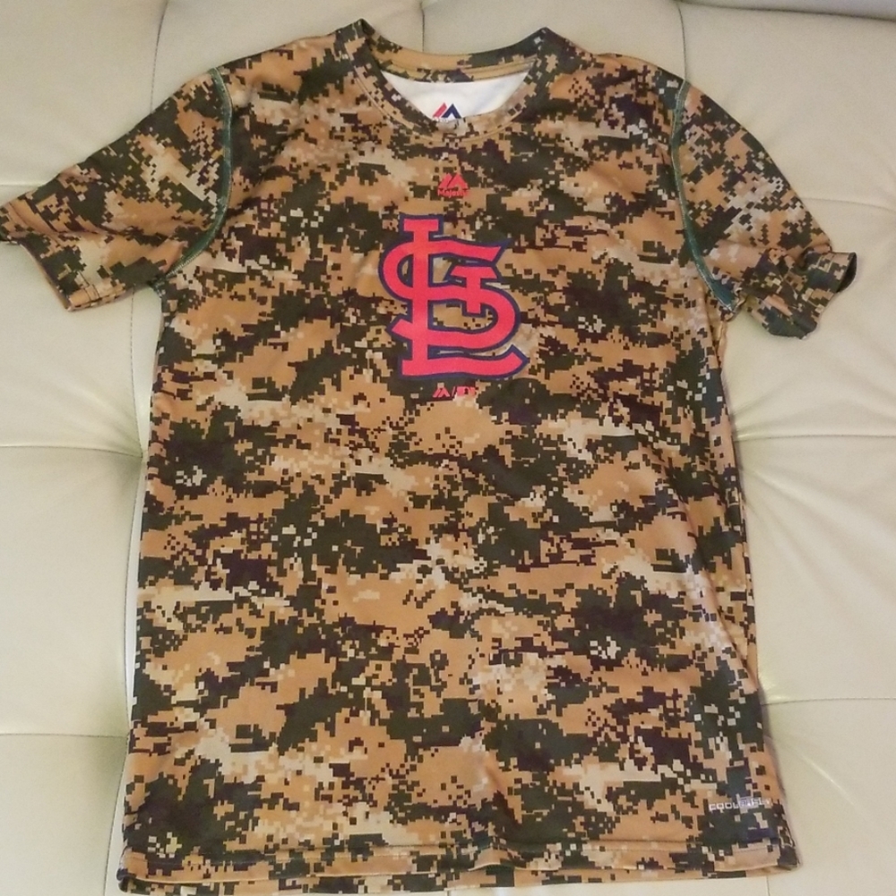 Majestic boy's Cardinal's shirt. Sz L (14/16).